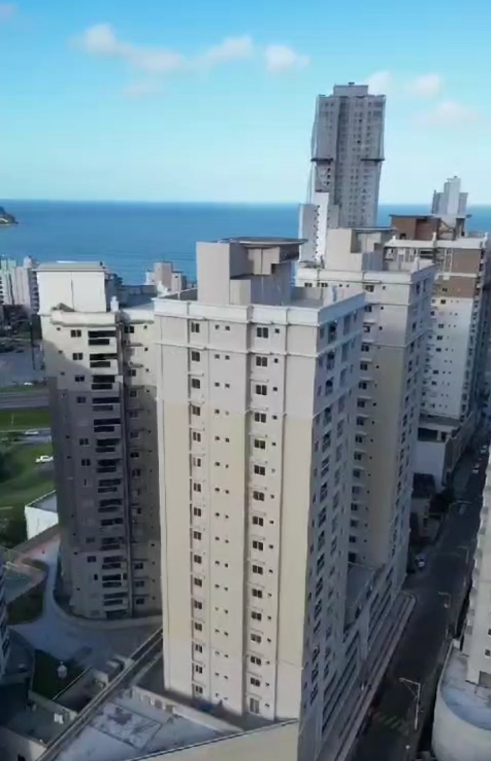 Apartamento - Venda - Tabuleiro das Oliveiras - Itapema - SC